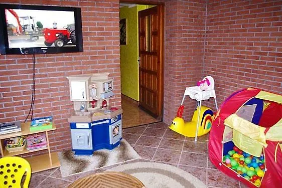 Helena Alloggio in famiglia *